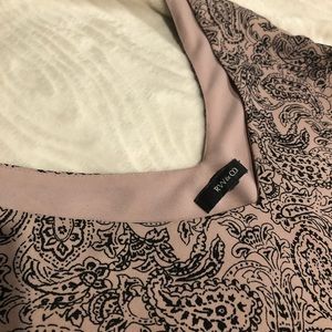 Crepe sleeveless lined paisley top